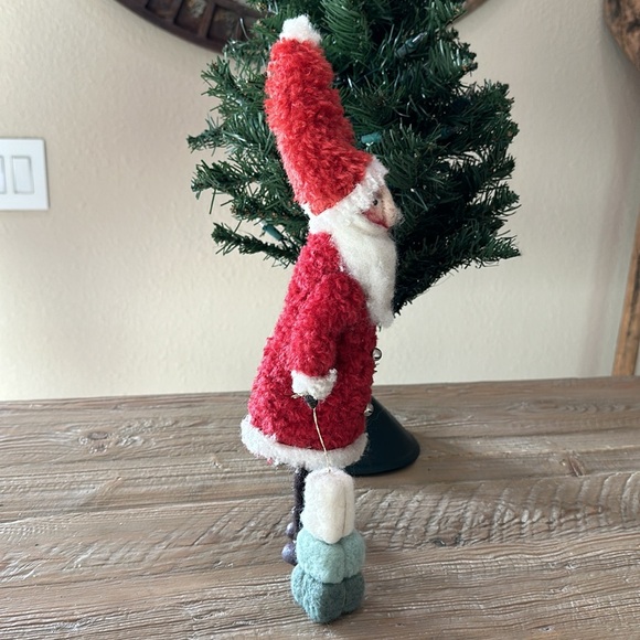 Wool Felt Santa with Red Hat & Packages - Picture 5 of 14